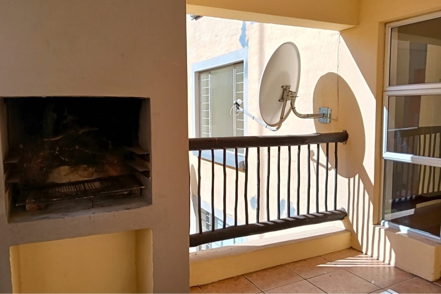 To Let 2 Bedroom Property for Rent in Clubview Gauteng