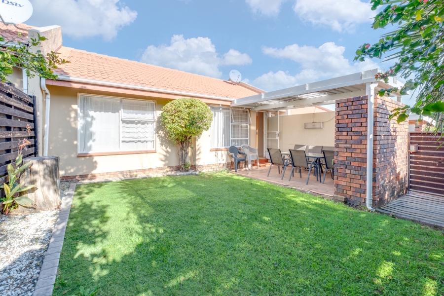 To Let 2 Bedroom Property for Rent in Sunninghill Gauteng