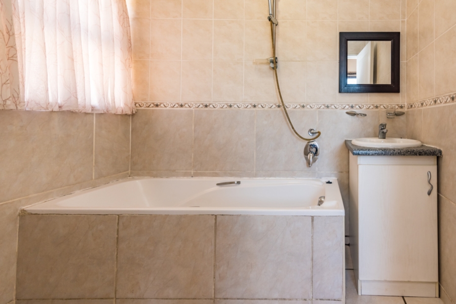 3 Bedroom Property for Sale in Chancliff Ridge Gauteng