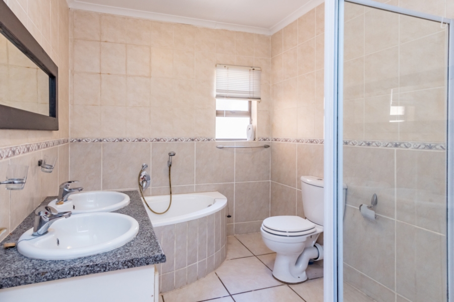 3 Bedroom Property for Sale in Chancliff Ridge Gauteng