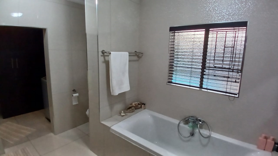3 Bedroom Property for Sale in Meyerton Ext 6 Gauteng