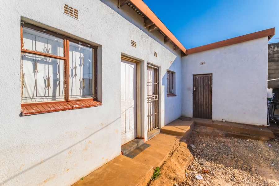 0 Bedroom Property for Sale in Dobsonville Gauteng