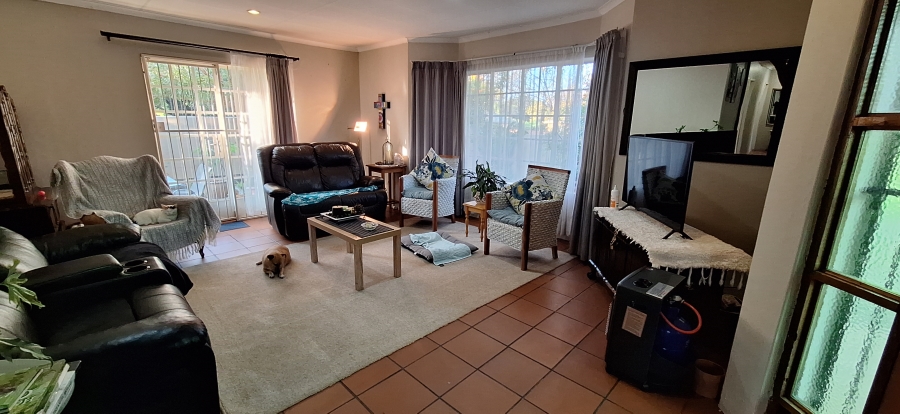 3 Bedroom Property for Sale in Die Wilgers Gauteng