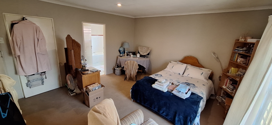 3 Bedroom Property for Sale in Die Wilgers Gauteng