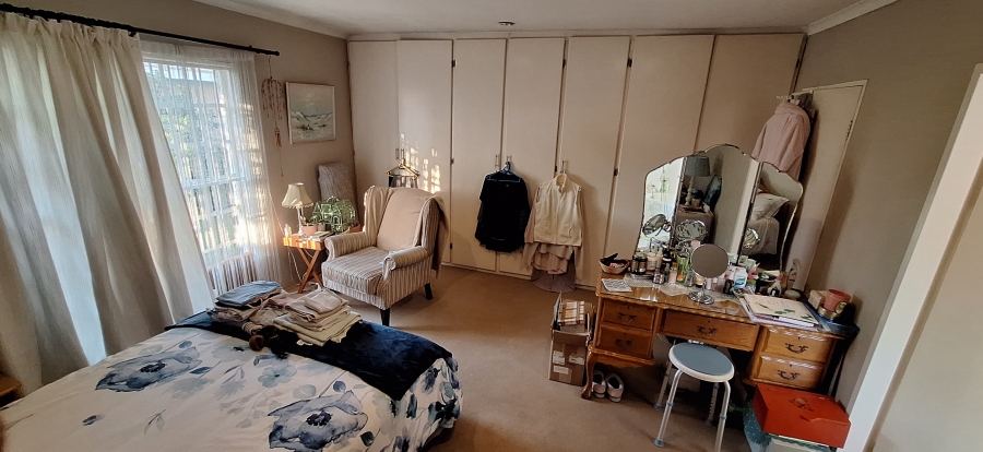 3 Bedroom Property for Sale in Die Wilgers Gauteng