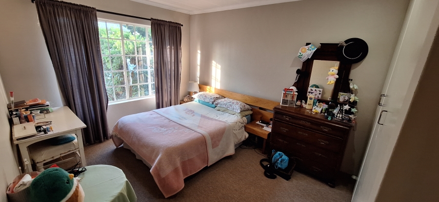 3 Bedroom Property for Sale in Die Wilgers Gauteng