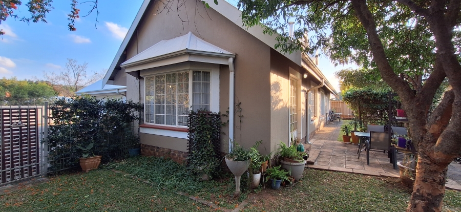 3 Bedroom Property for Sale in Die Wilgers Gauteng