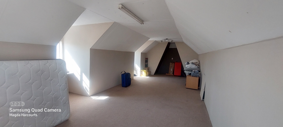 3 Bedroom Property for Sale in Die Wilgers Gauteng