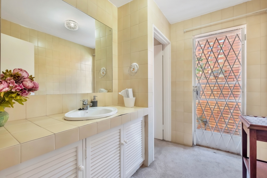 4 Bedroom Property for Sale in Birdhaven Gauteng