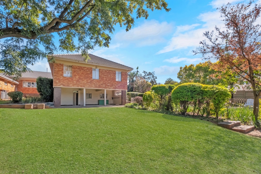 4 Bedroom Property for Sale in Birdhaven Gauteng