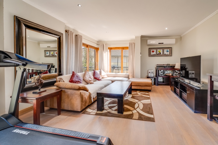 3 Bedroom Property for Sale in Woodmead Gauteng