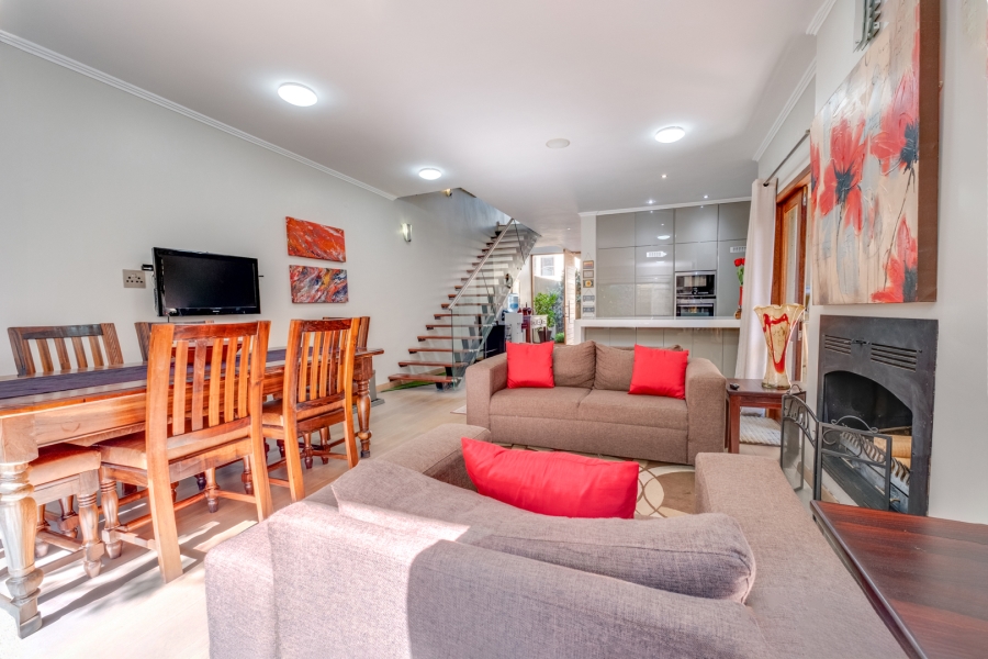 3 Bedroom Property for Sale in Woodmead Gauteng