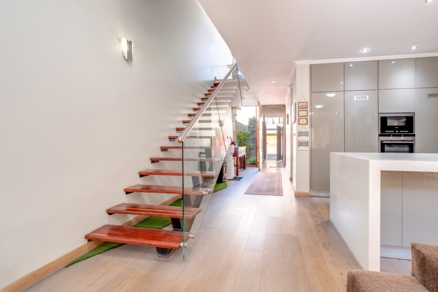 3 Bedroom Property for Sale in Woodmead Gauteng