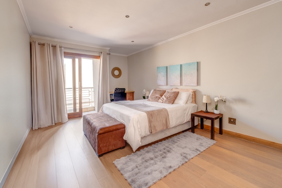 3 Bedroom Property for Sale in Woodmead Gauteng