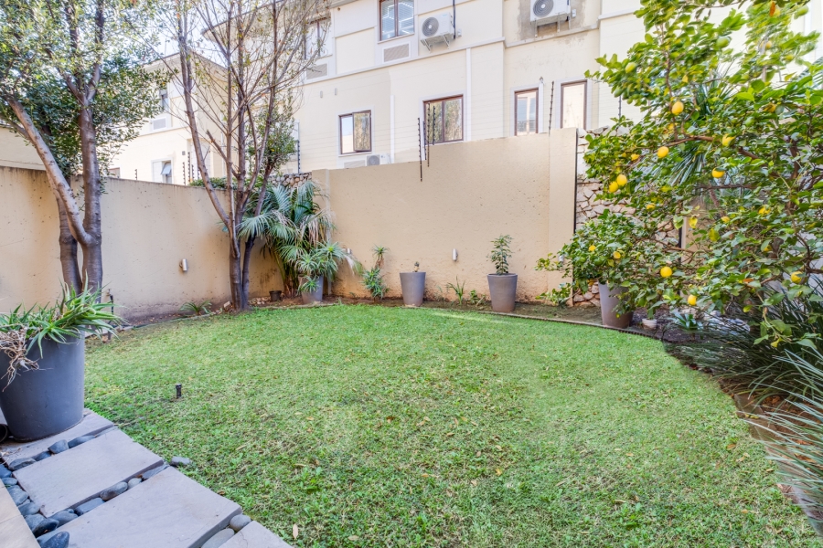 3 Bedroom Property for Sale in Woodmead Gauteng