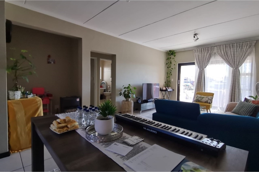 2 Bedroom Property for Sale in Greenstone Hill Gauteng