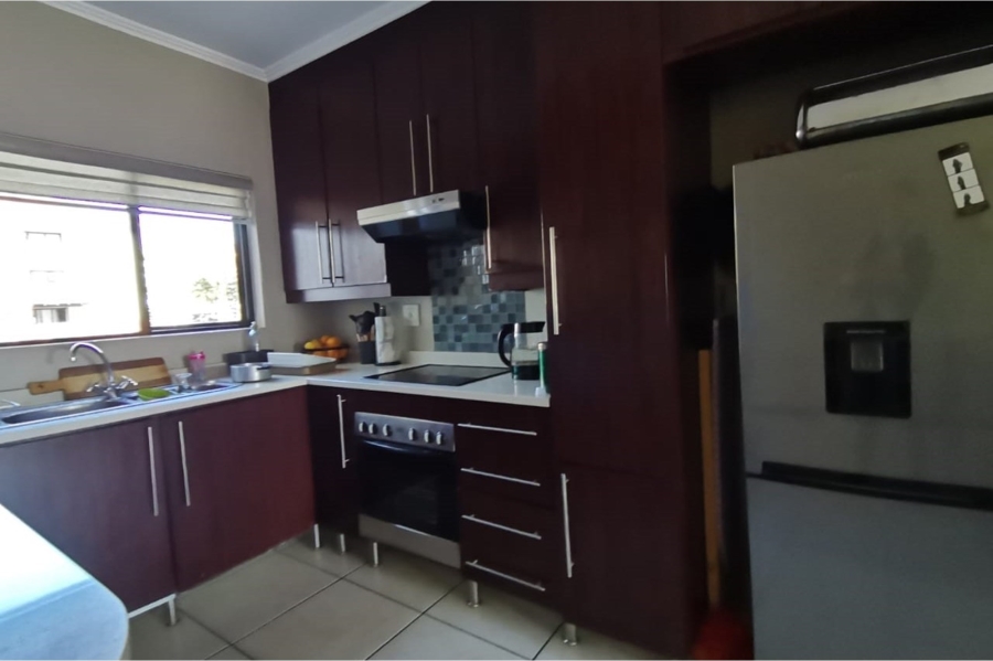 2 Bedroom Property for Sale in Greenstone Hill Gauteng