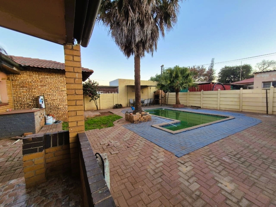 3 Bedroom Property for Sale in Vanderbijlpark CW 2 Gauteng