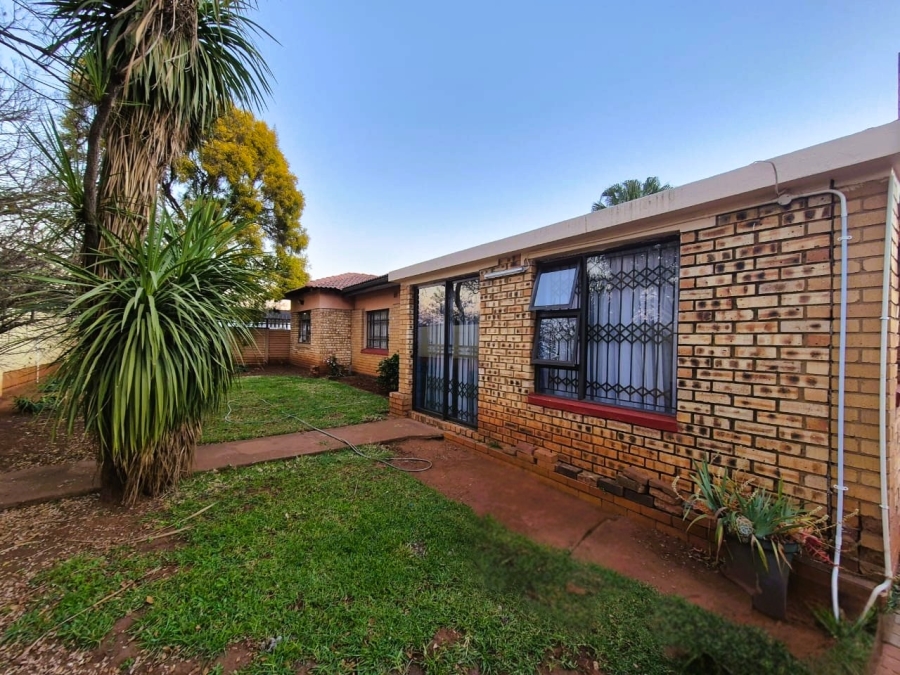 3 Bedroom Property for Sale in Vanderbijlpark CW 2 Gauteng