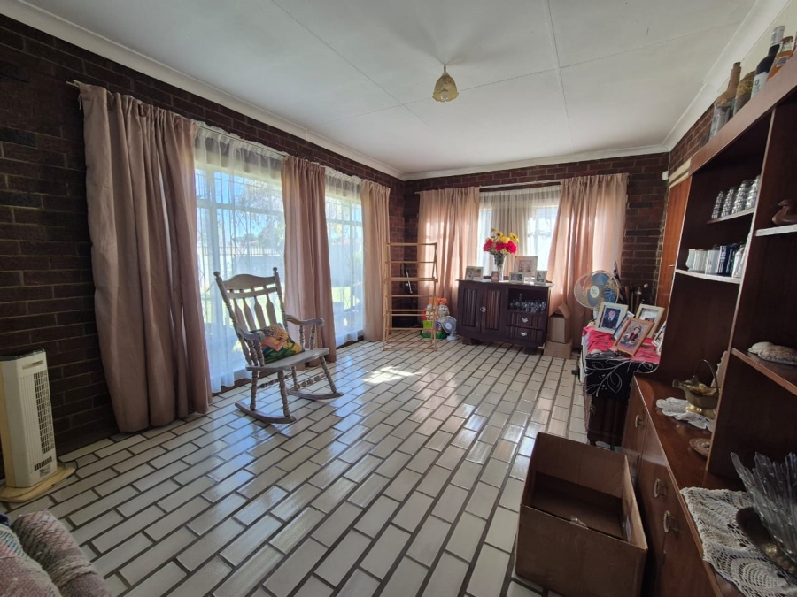 3 Bedroom Property for Sale in Sonland Park Gauteng