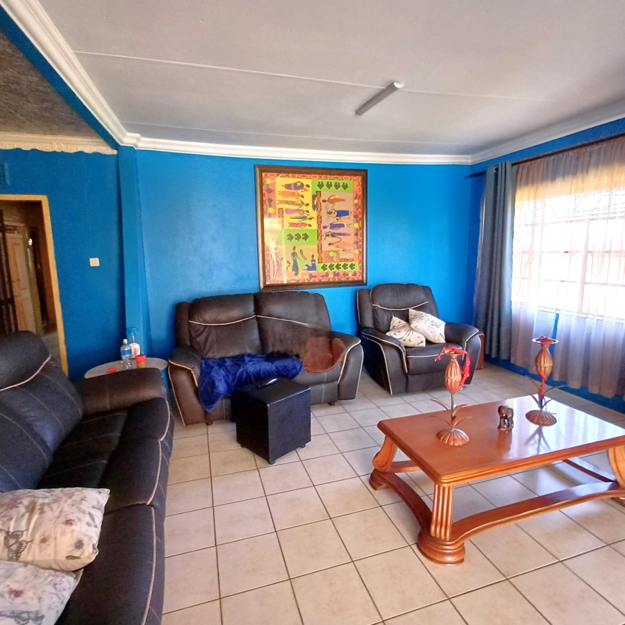 4 Bedroom Property for Sale in Helderstrome AH Gauteng