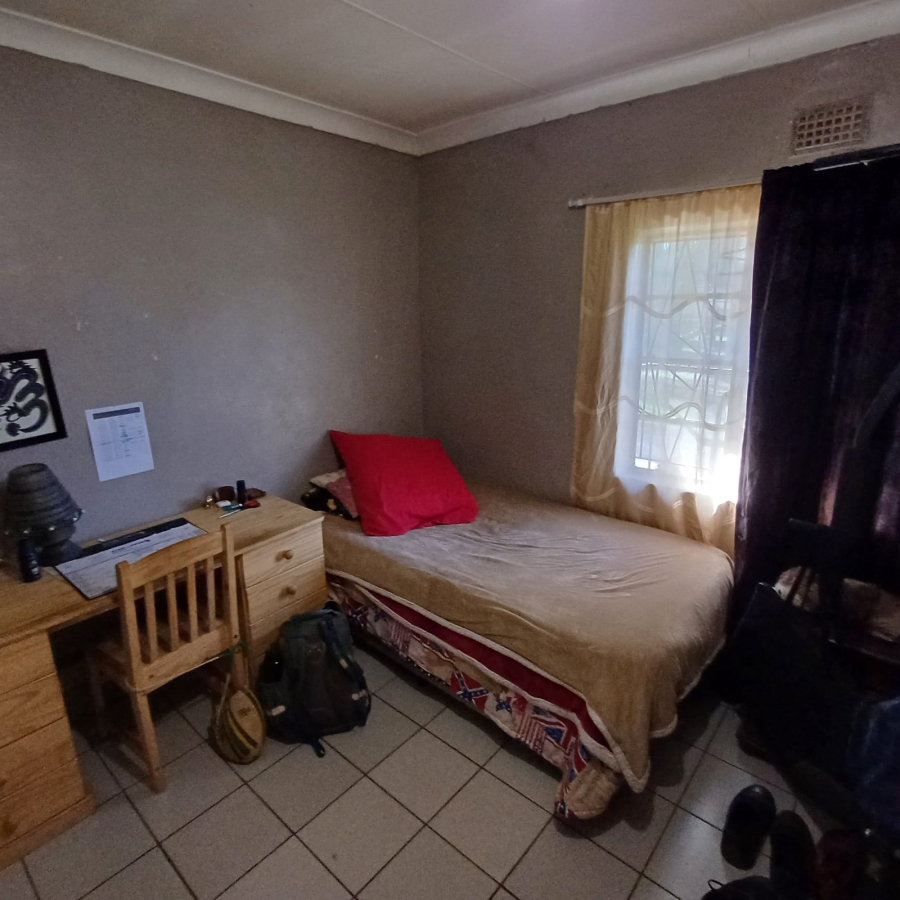 4 Bedroom Property for Sale in Helderstrome AH Gauteng