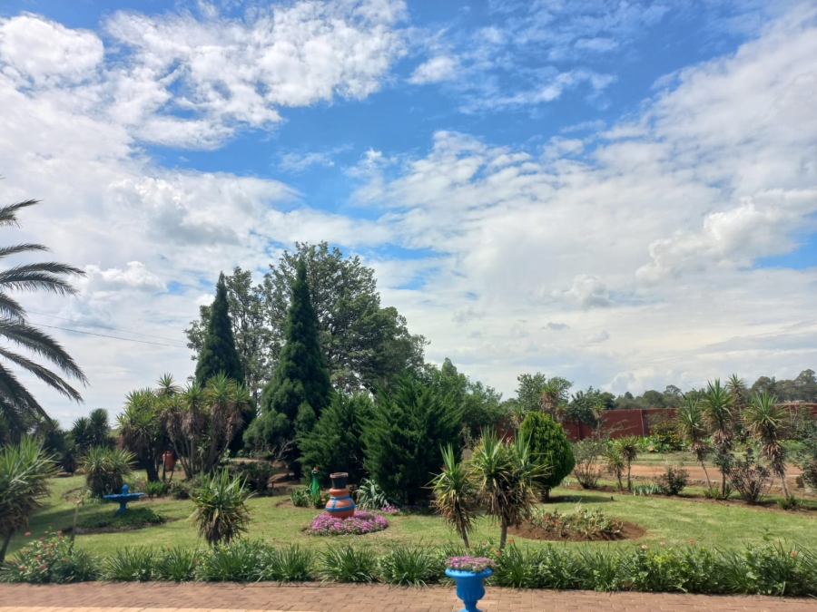 4 Bedroom Property for Sale in Helderstrome AH Gauteng