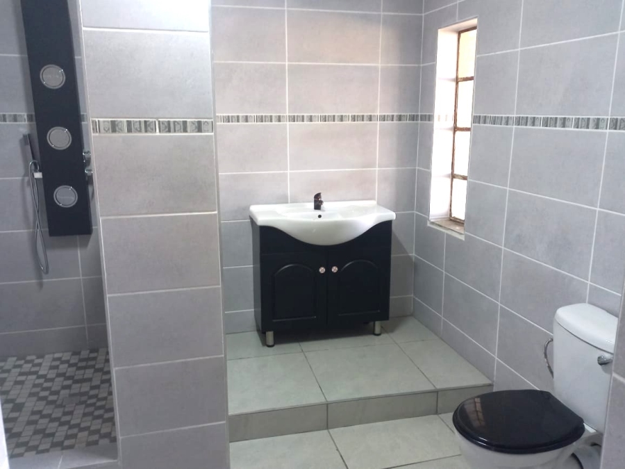 4 Bedroom Property for Sale in Helderstrome AH Gauteng