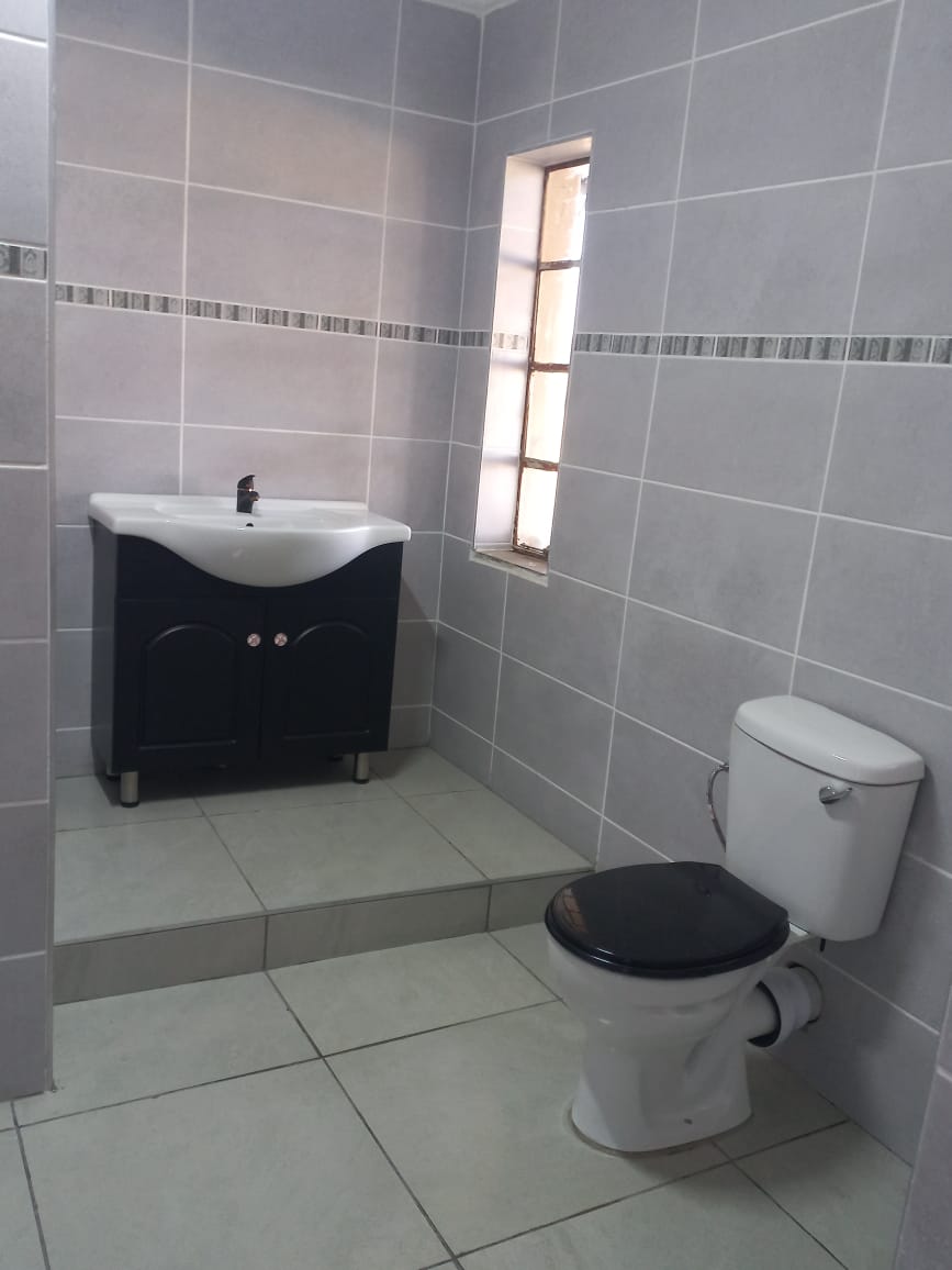 4 Bedroom Property for Sale in Helderstrome AH Gauteng