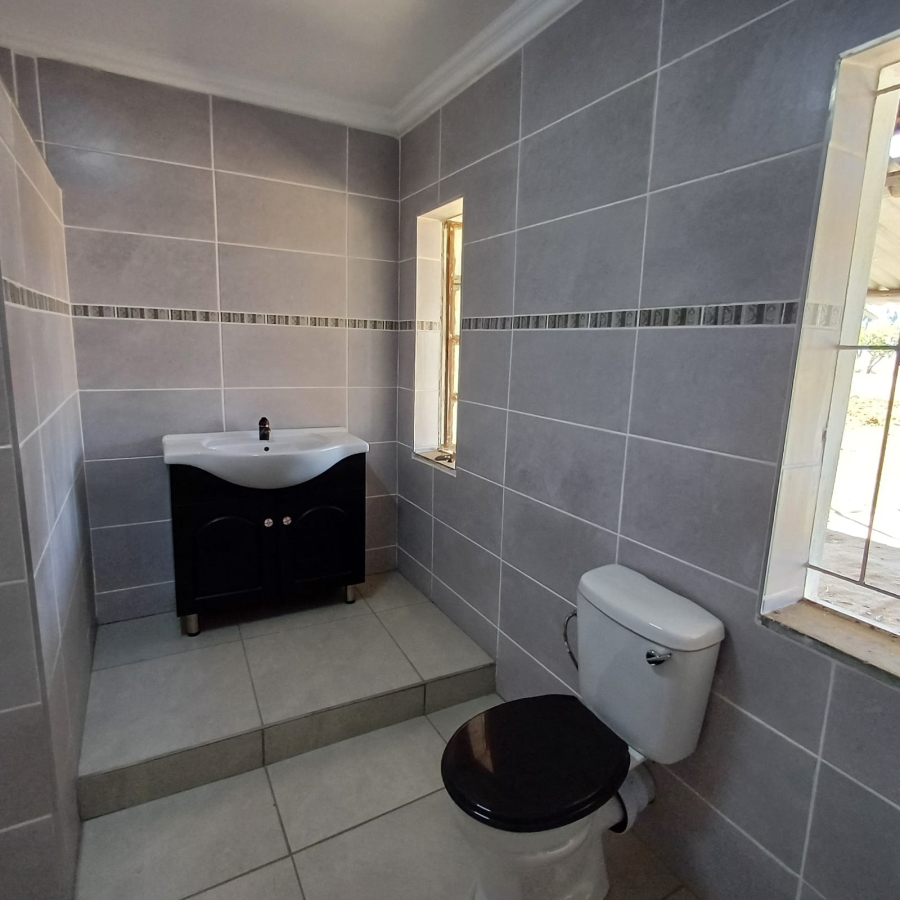 4 Bedroom Property for Sale in Helderstrome AH Gauteng