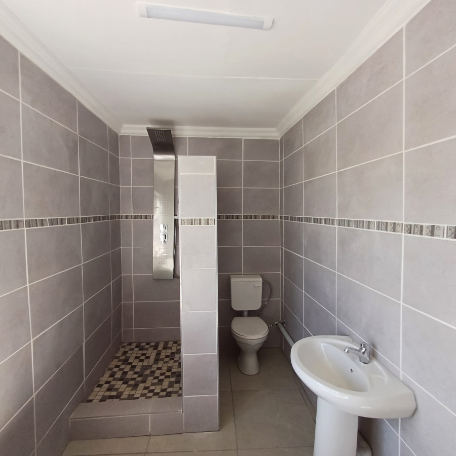 4 Bedroom Property for Sale in Helderstrome AH Gauteng