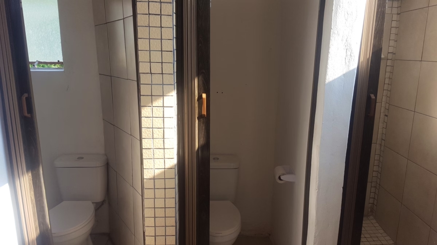 10 Bedroom Property for Sale in Mooilande Gauteng
