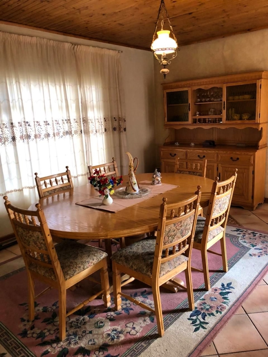 10 Bedroom Property for Sale in Mooilande Gauteng