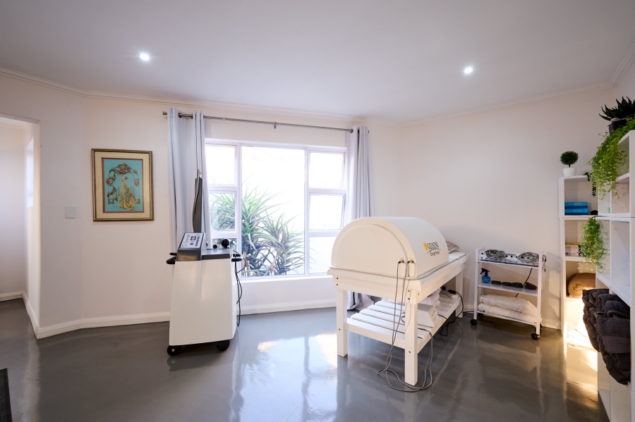 4 Bedroom Property for Sale in Waterfall Country Village Gauteng