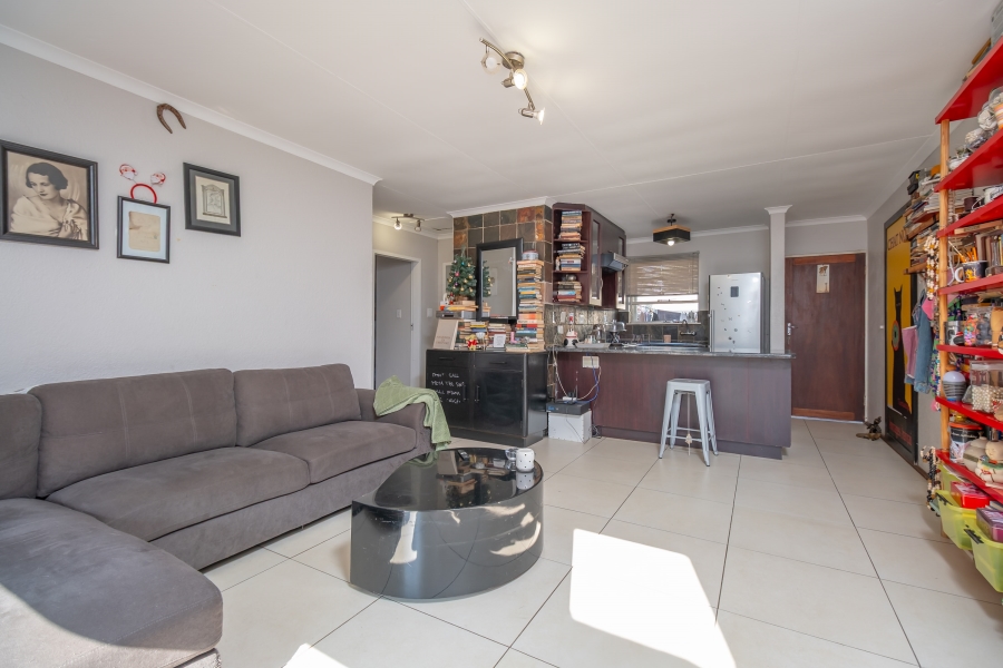 2 Bedroom Property for Sale in Broadacres Gauteng