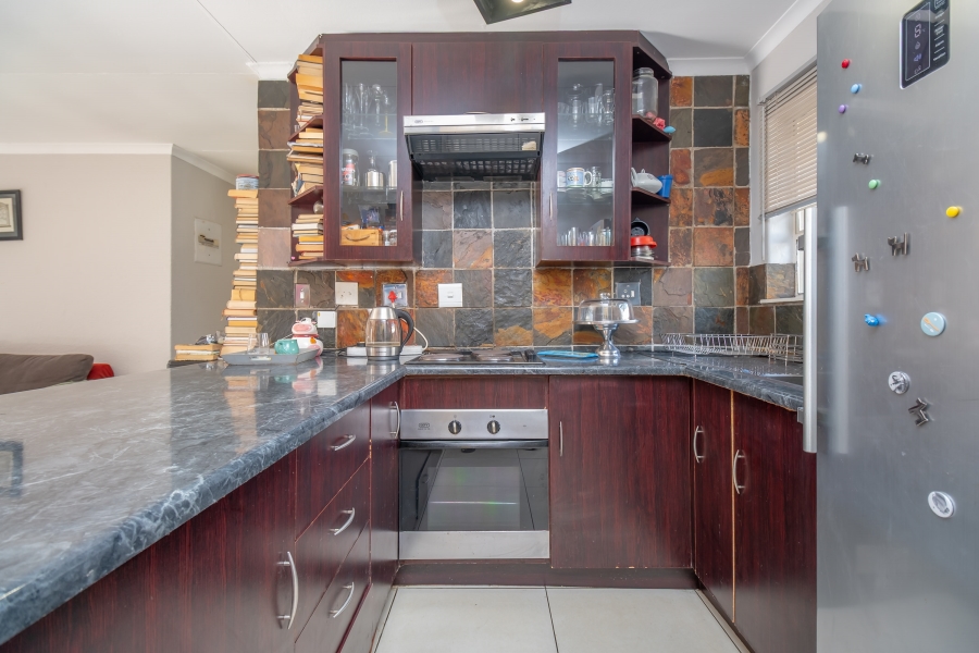 2 Bedroom Property for Sale in Broadacres Gauteng