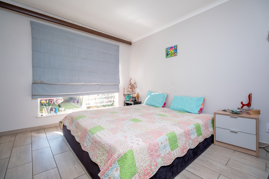 2 Bedroom Property for Sale in Broadacres Gauteng