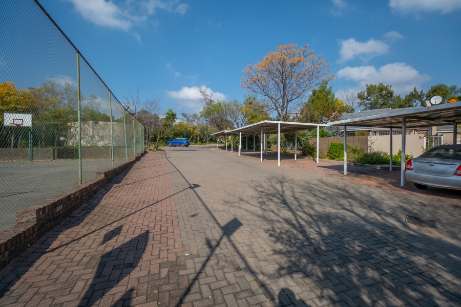 2 Bedroom Property for Sale in Broadacres Gauteng
