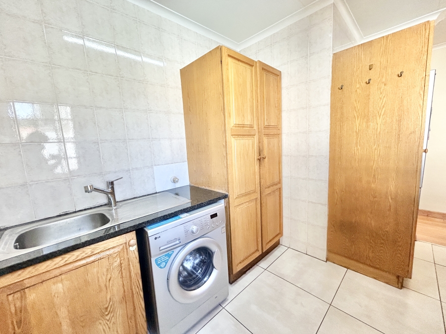 3 Bedroom Property for Sale in Halfway Gardens Gauteng