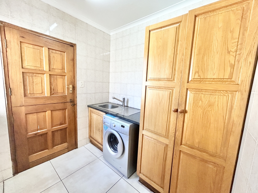 3 Bedroom Property for Sale in Halfway Gardens Gauteng