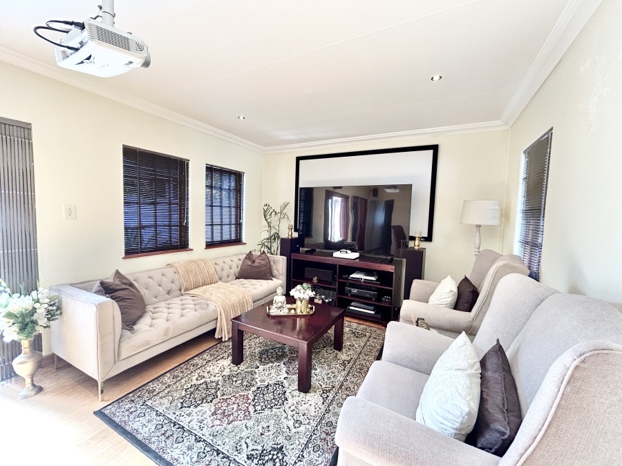 3 Bedroom Property for Sale in Halfway Gardens Gauteng