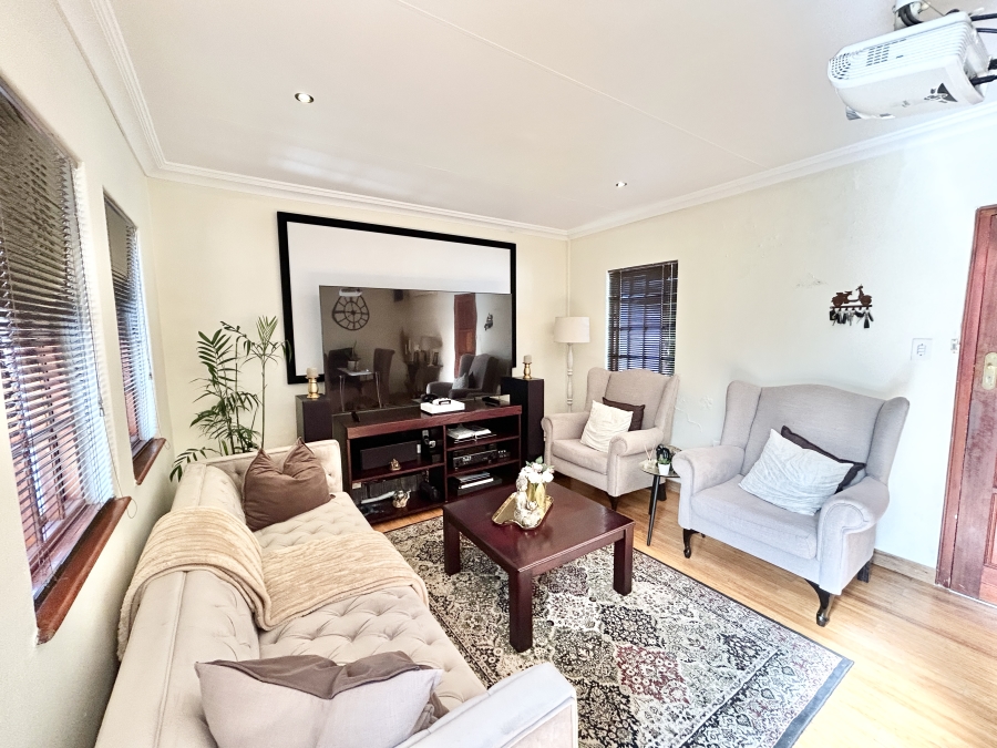 3 Bedroom Property for Sale in Halfway Gardens Gauteng