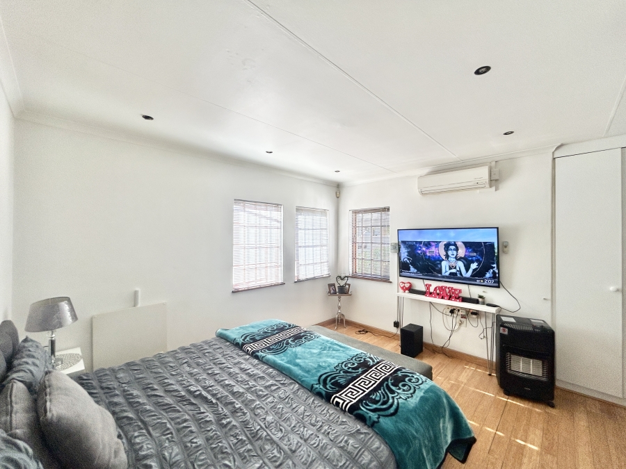 3 Bedroom Property for Sale in Halfway Gardens Gauteng