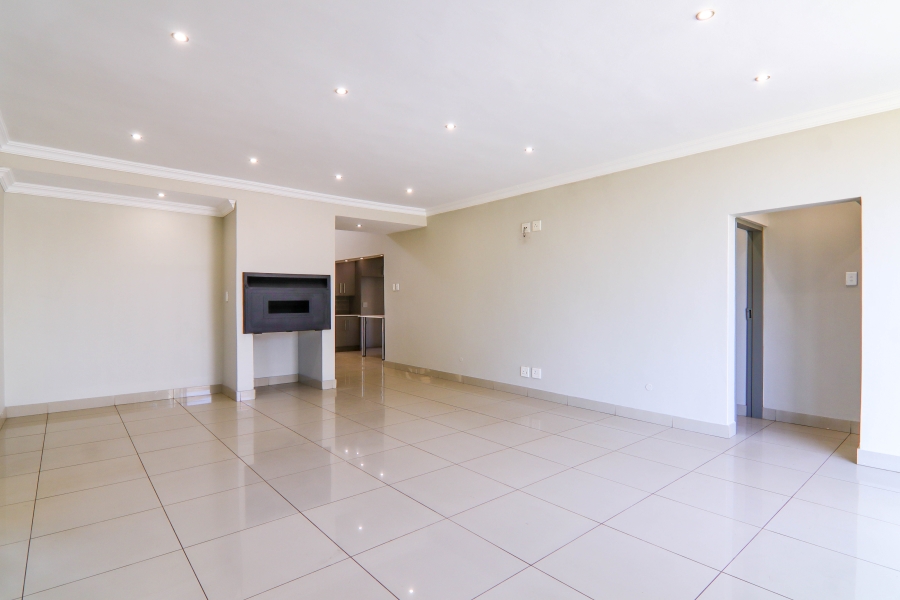 5 Bedroom Property for Sale in Raslouw Gauteng
