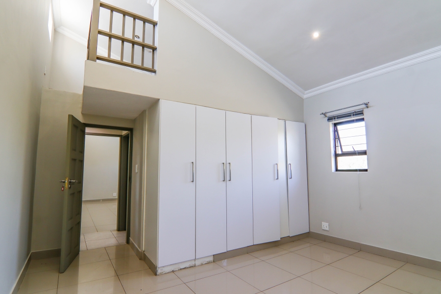 5 Bedroom Property for Sale in Raslouw Gauteng