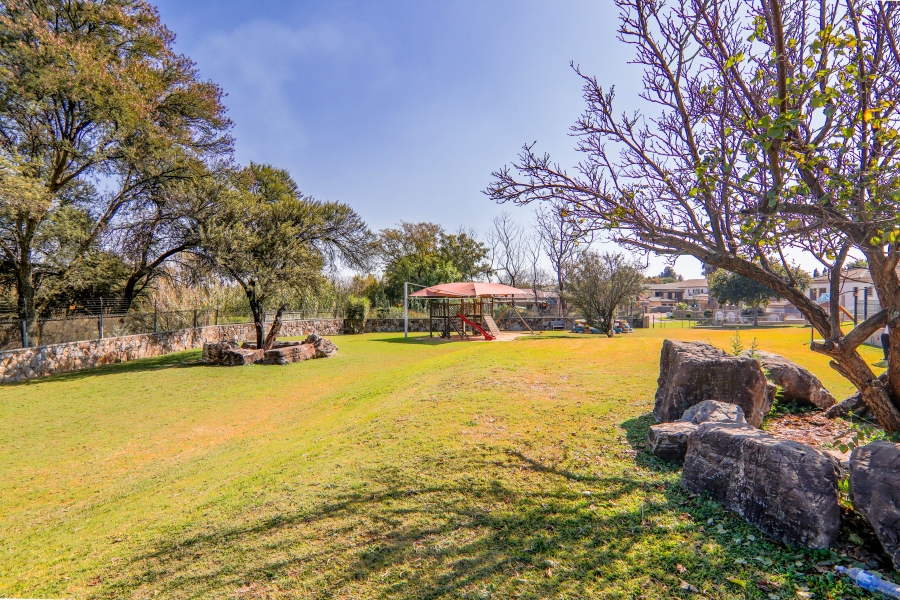 5 Bedroom Property for Sale in Raslouw Gauteng