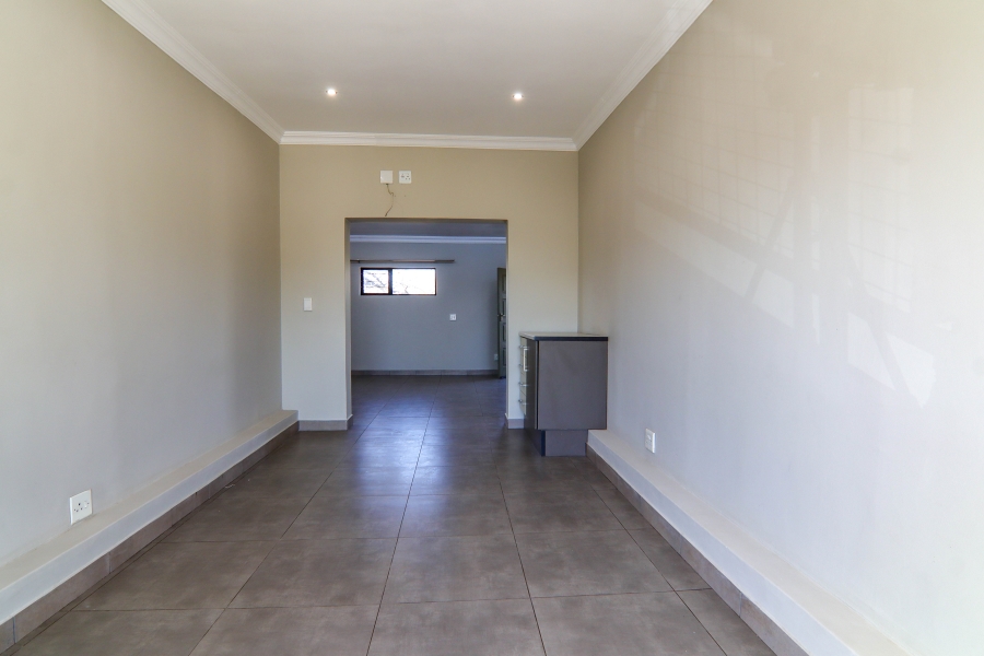 5 Bedroom Property for Sale in Raslouw Gauteng
