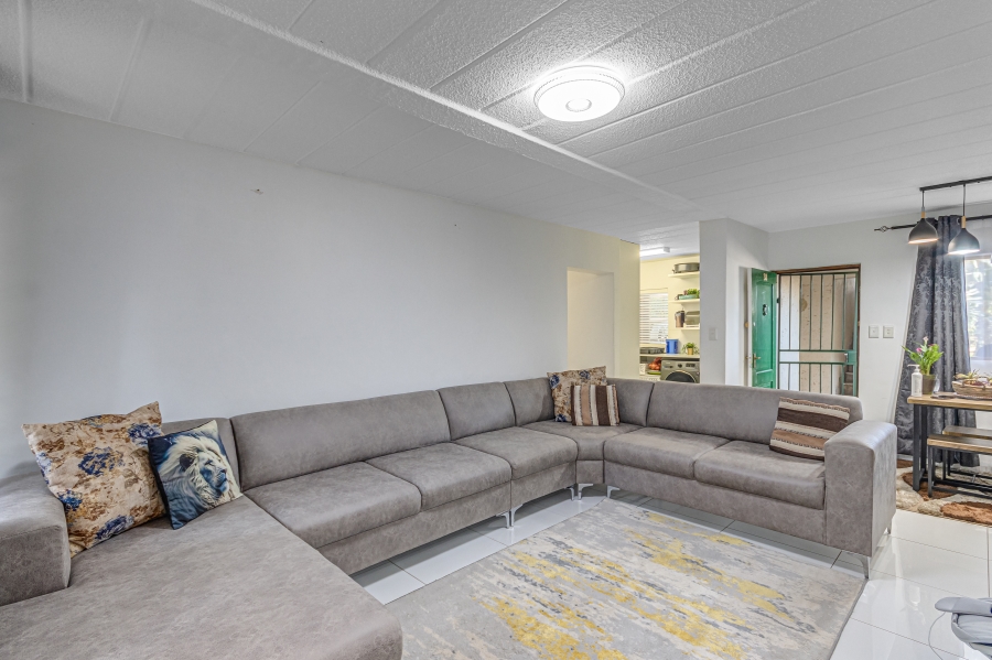 3 Bedroom Property for Sale in Bryanston Gauteng