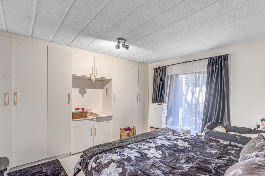3 Bedroom Property for Sale in Bryanston Gauteng