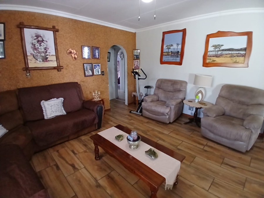3 Bedroom Property for Sale in Mooilande Gauteng